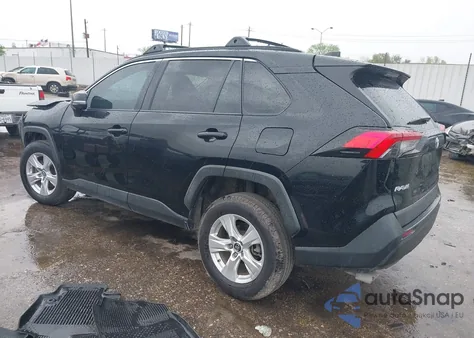 2019 Toyota Rav4 Xle z USA, uszkodzony, nr VIN 2T3W1RFV7KC014296